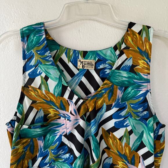 Show Me Your Mumu size M floral tank top - Picture 3 of 9